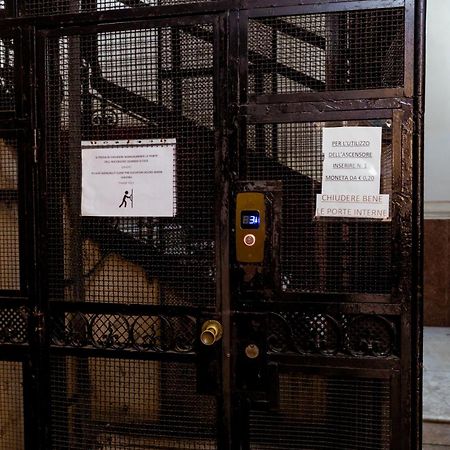 Residenza Umberto I Otel Napoli Dış mekan fotoğraf